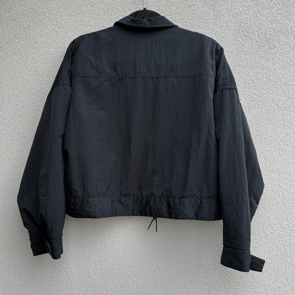 NIKE Woven Field Jacket women’s Medium black sportswear essential - Picture 10 of 10